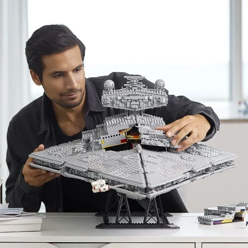 Bandai Unique Assembly Toy Set – обзор и цена Event Launch Party