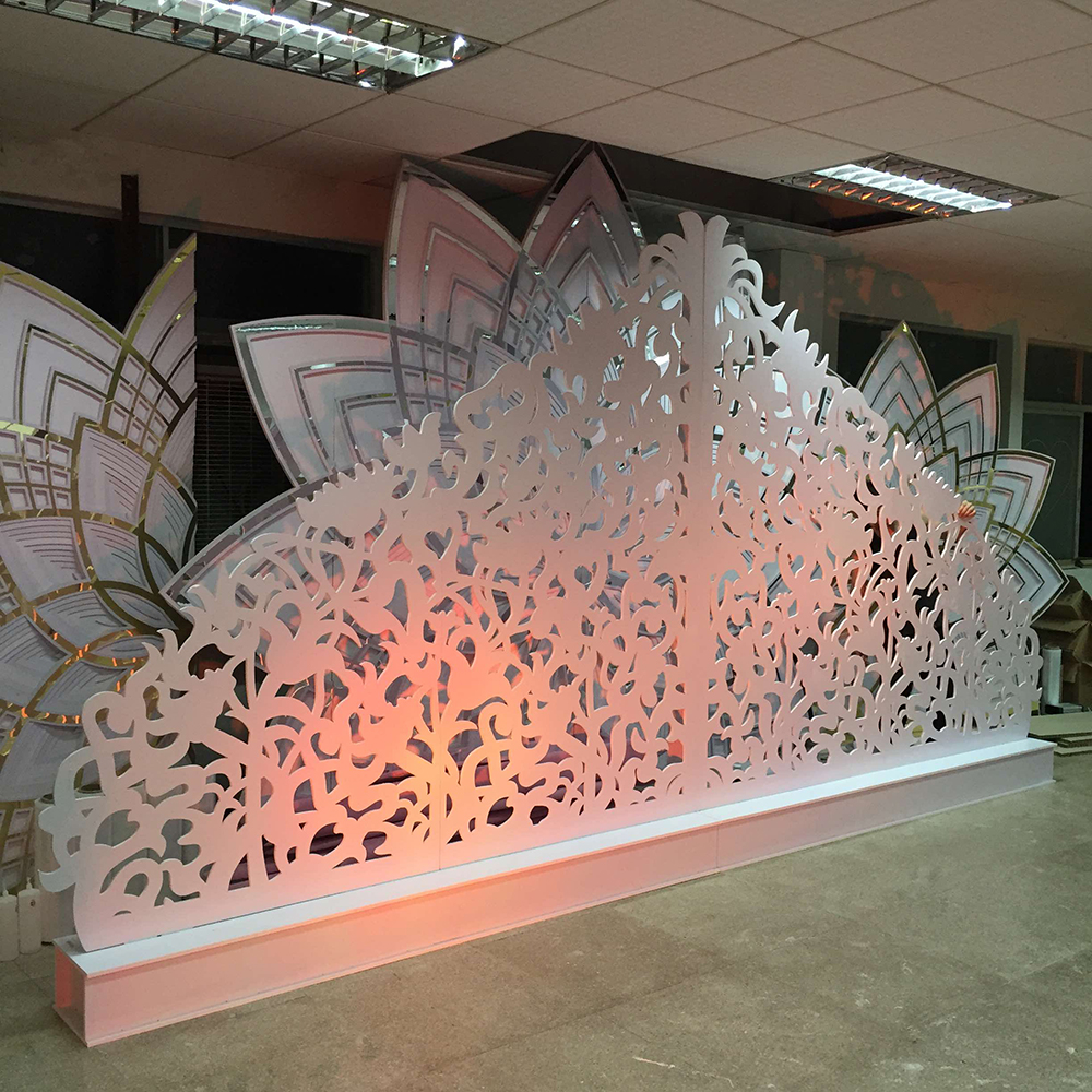 Latest Creative Design White A – обзор и цена Party Event Supplier